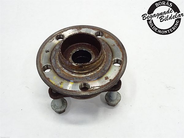Front hub VOLVO XC70 CROSS COUNTRY (295)