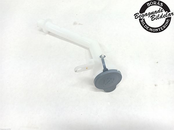 Washer fluid reservoir NISSAN QASHQAI II (J11, J11_)