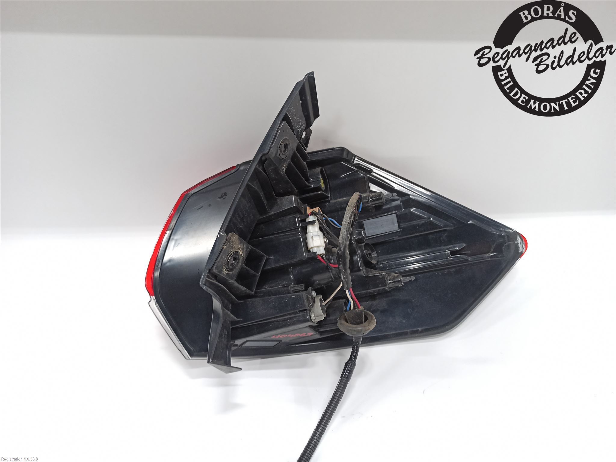 Nissan X-TRAIL III (T32_, T32R, T32RR) Rear light 265556FP0C