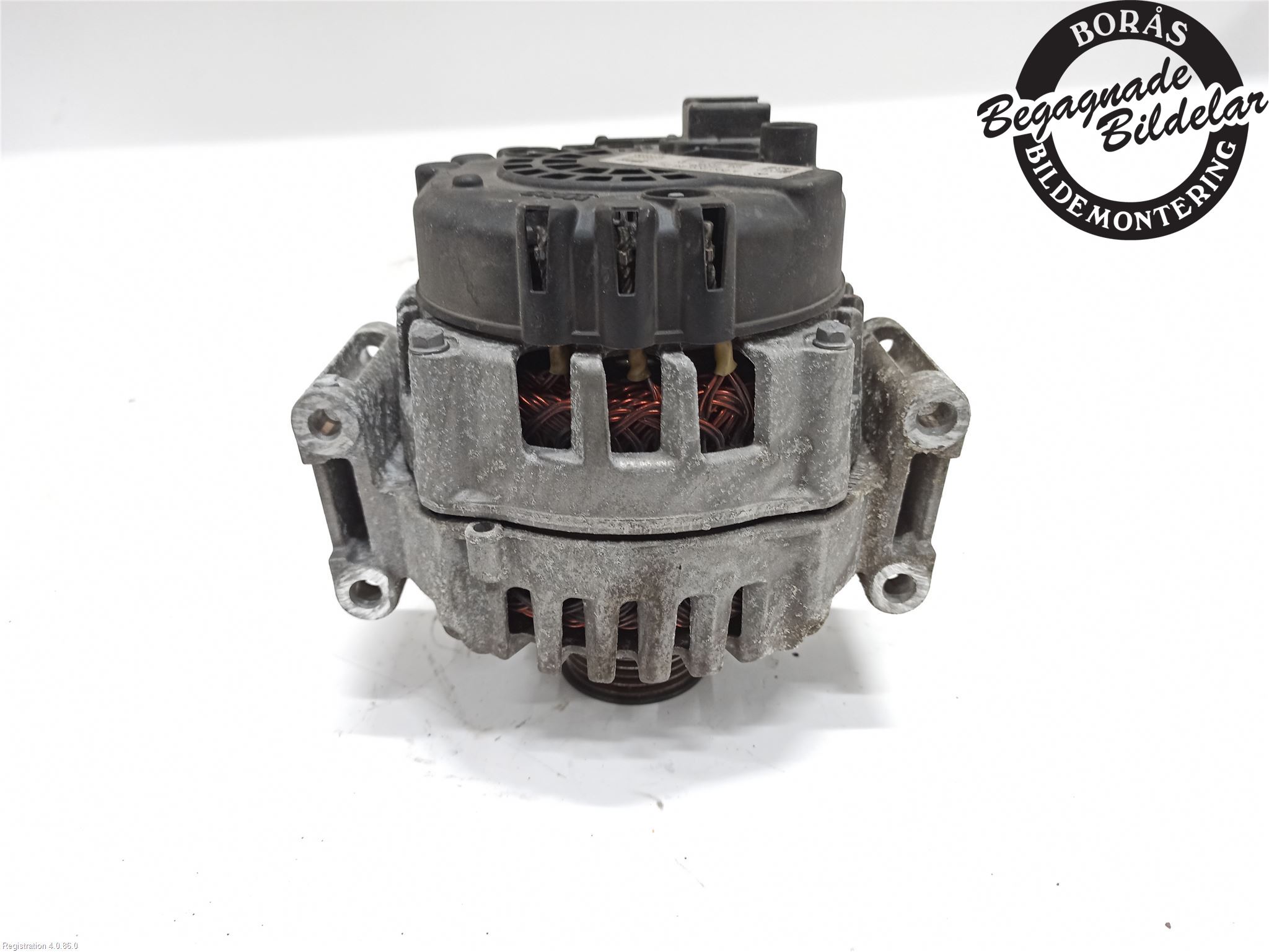 Mercedes-Benz C-CLASS T-Model (S205) Alternator A0009062822, A 000