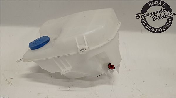 réservoir d'eau pour essuie glace MAZDA MX-5 IV (ND)