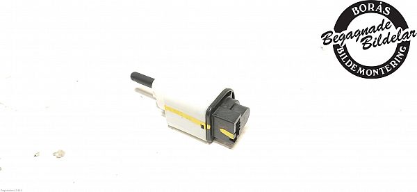 contact feu stop PEUGEOT 208 II (UB_, UP_, UW_, UJ_)