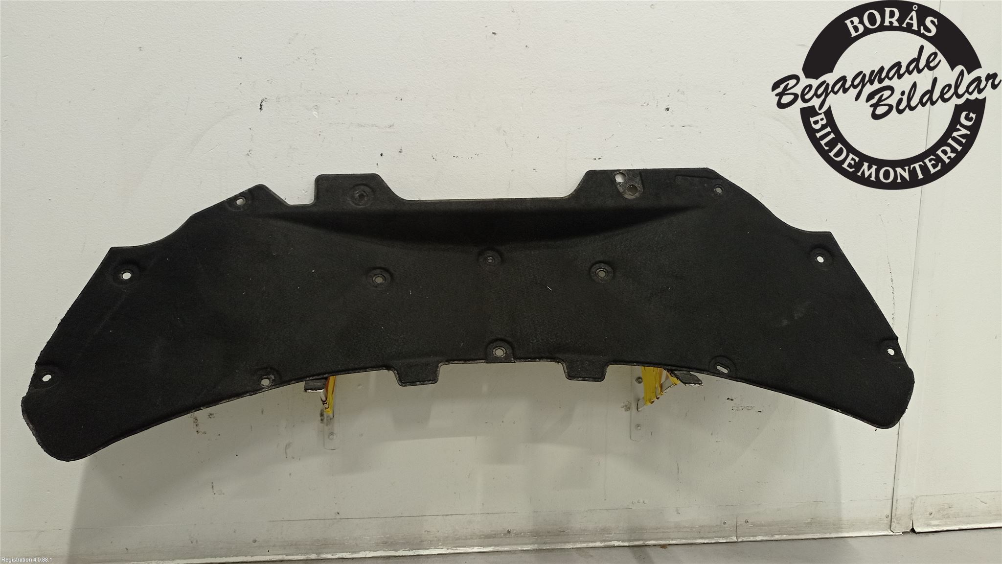 Nissan Motorhauben Innenverkleidung gebraucht kaufen | Autoparts24 