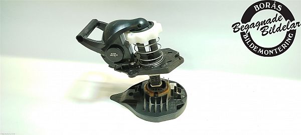Spare tyre - mounting RENAULT CLIO III (BR0/1, CR0/1)