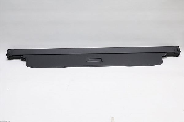 Parcel shelf