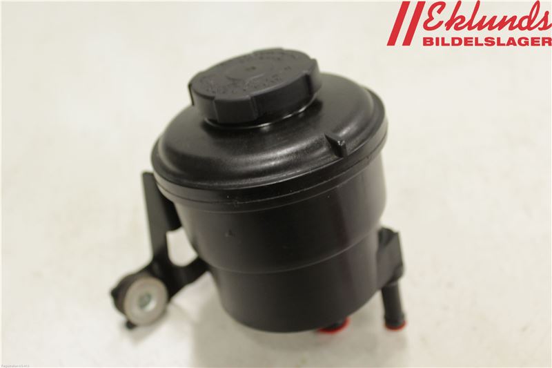 Brake liquid container NISSAN GT-R (R35)