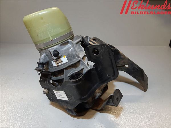 31360442 : Servopumpe - Autoparts24