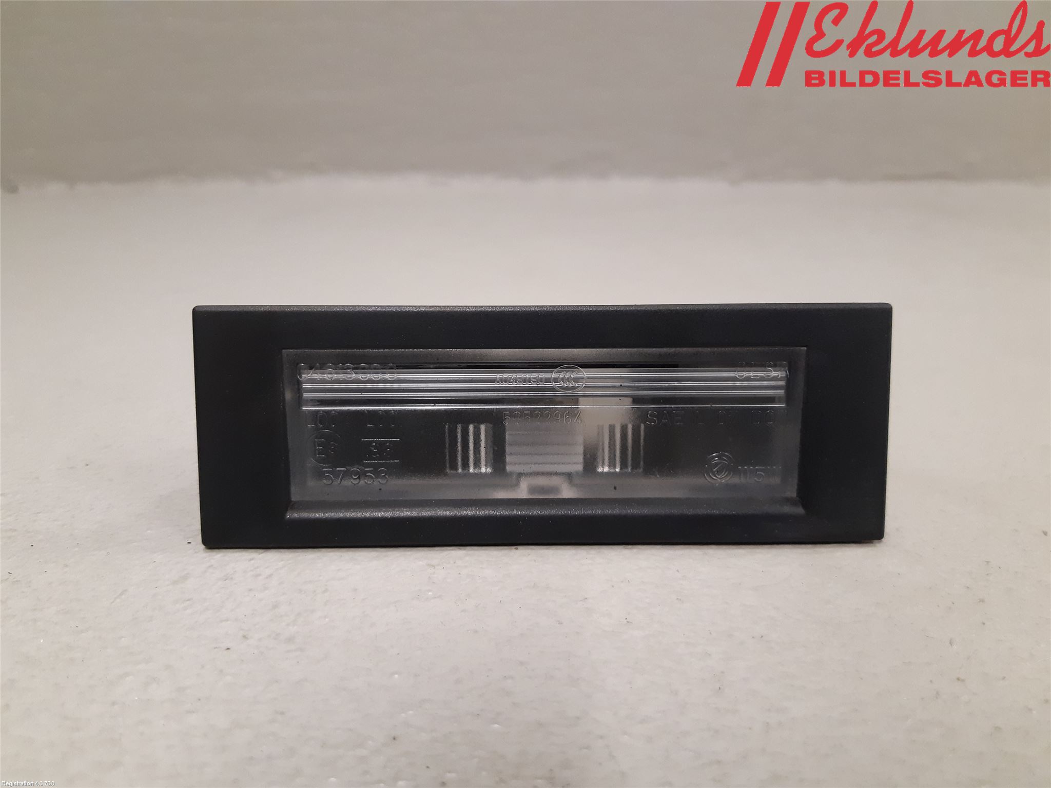 Number plate light for FIAT 500L (351_, 352_)