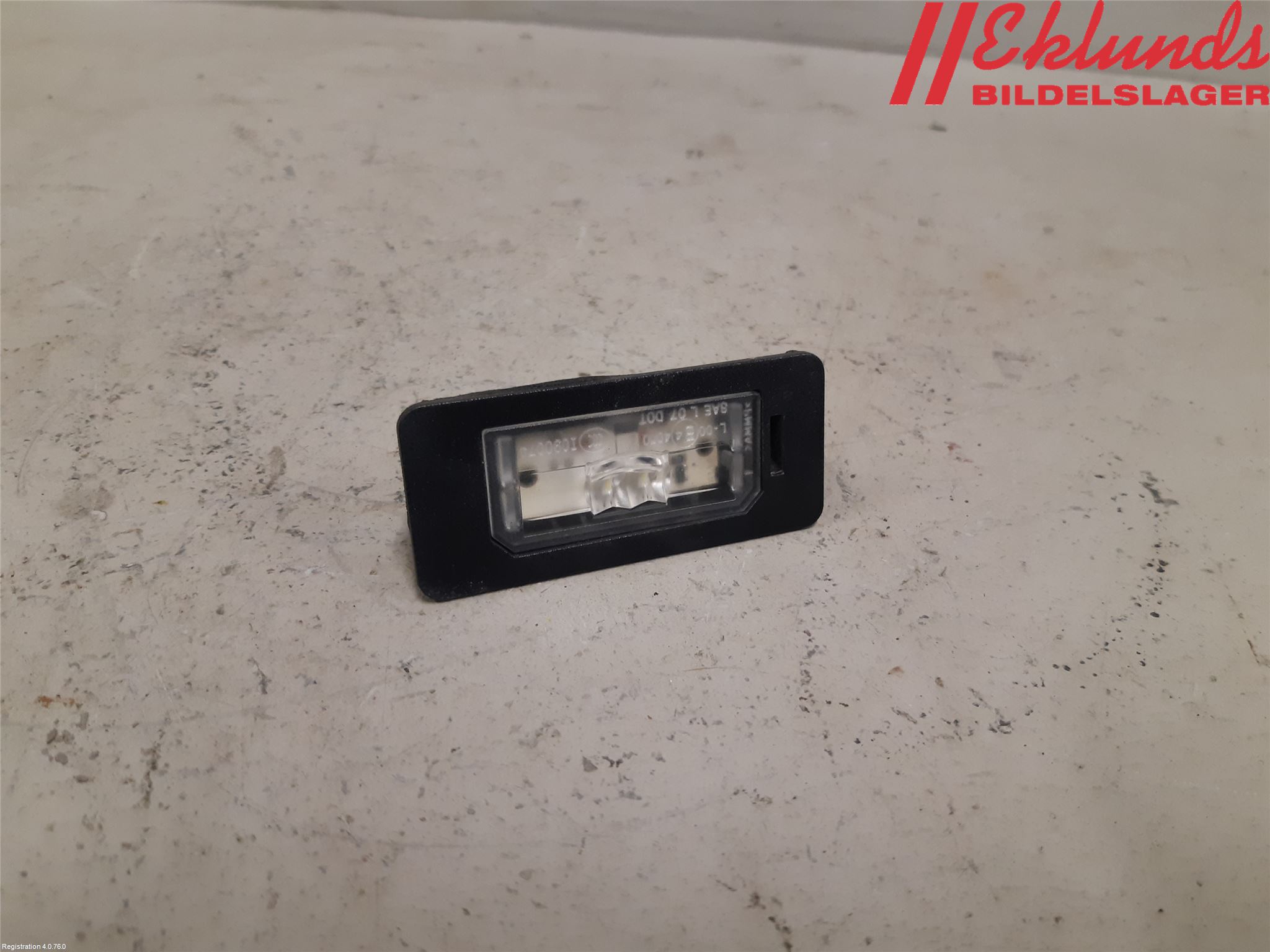 Number plate light for BMW X4 (F26)