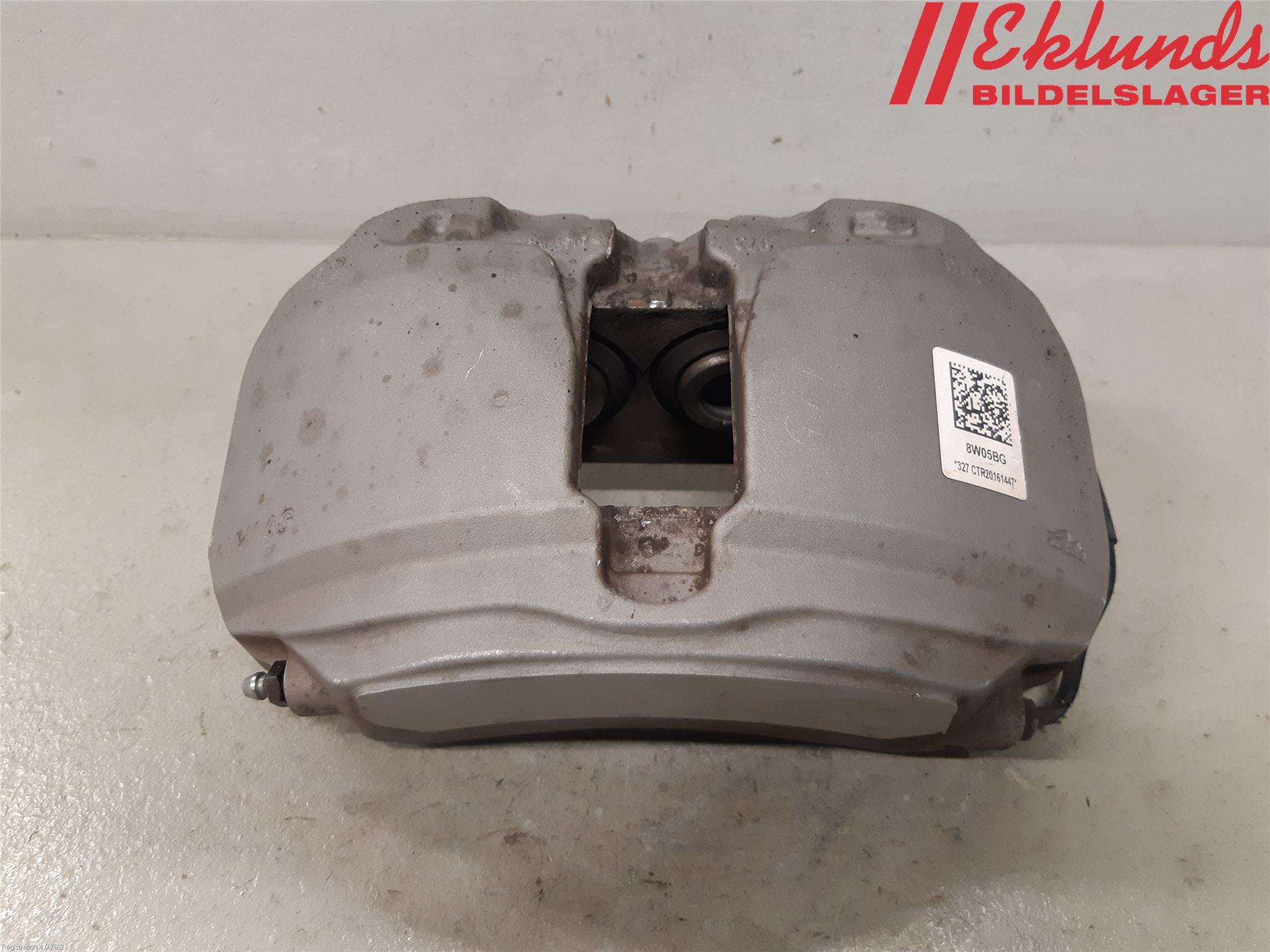 Rear brake calliper, right Audi A5 Cabrio 1.8 TFSI 16V - 8K0615404E