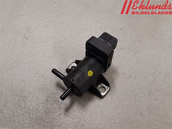 EGR Vacuum Valve OPEL VIVARO B Box (X82)