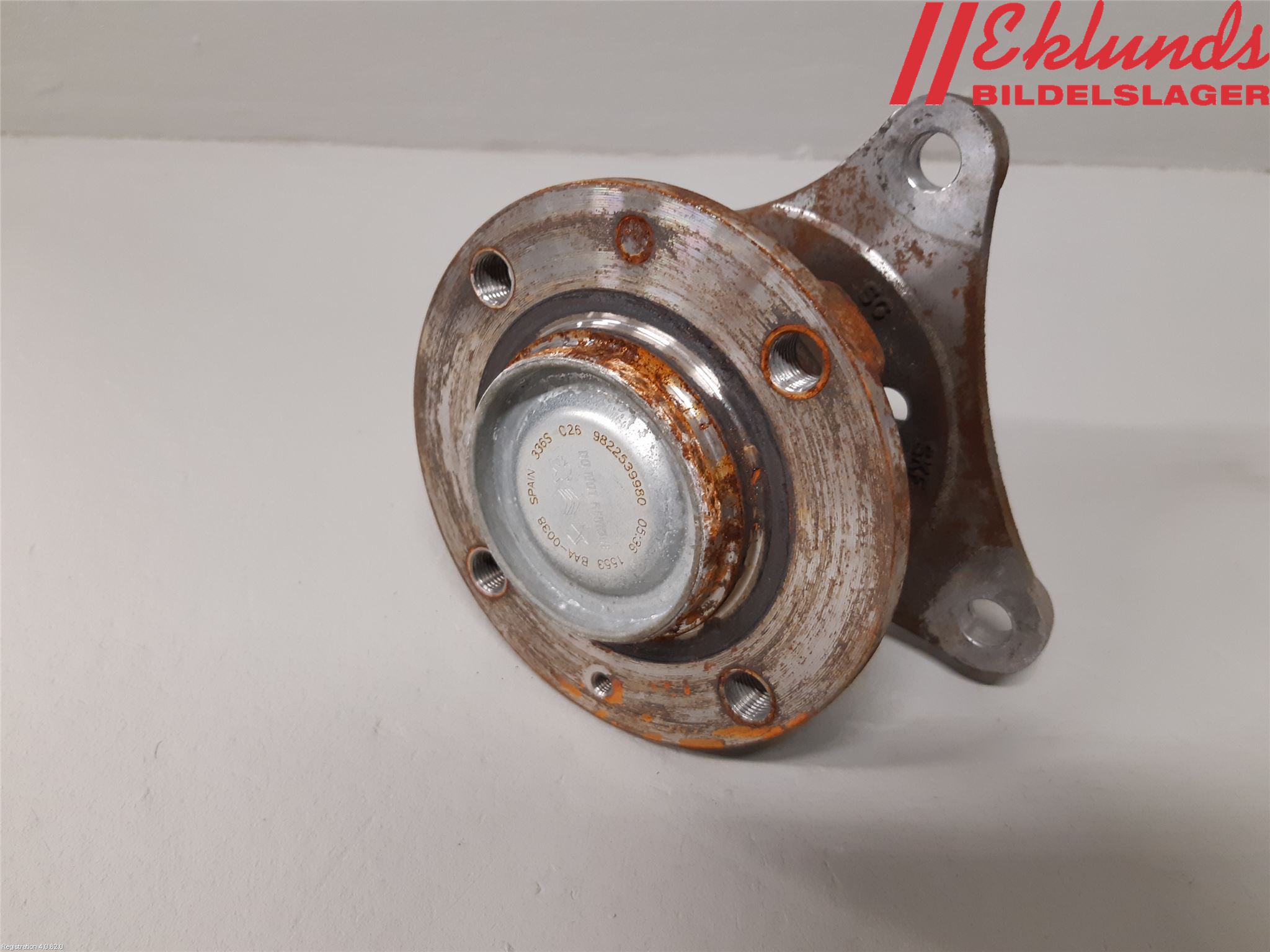 9822539980: Spindle - rear, Rear hub, Rear spring - coil