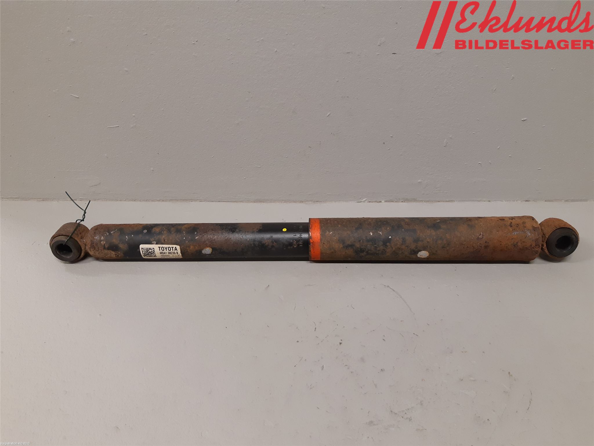 マッチ 4853080413 Genuine Toyota ABSORBER ASSY, SHOCK, REAR, RH/LH
