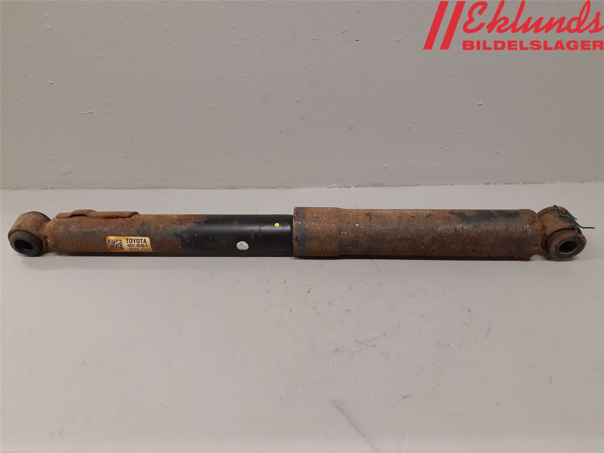 Toyota Hilux - Shock absorber - rear Hilux | Autoparts24