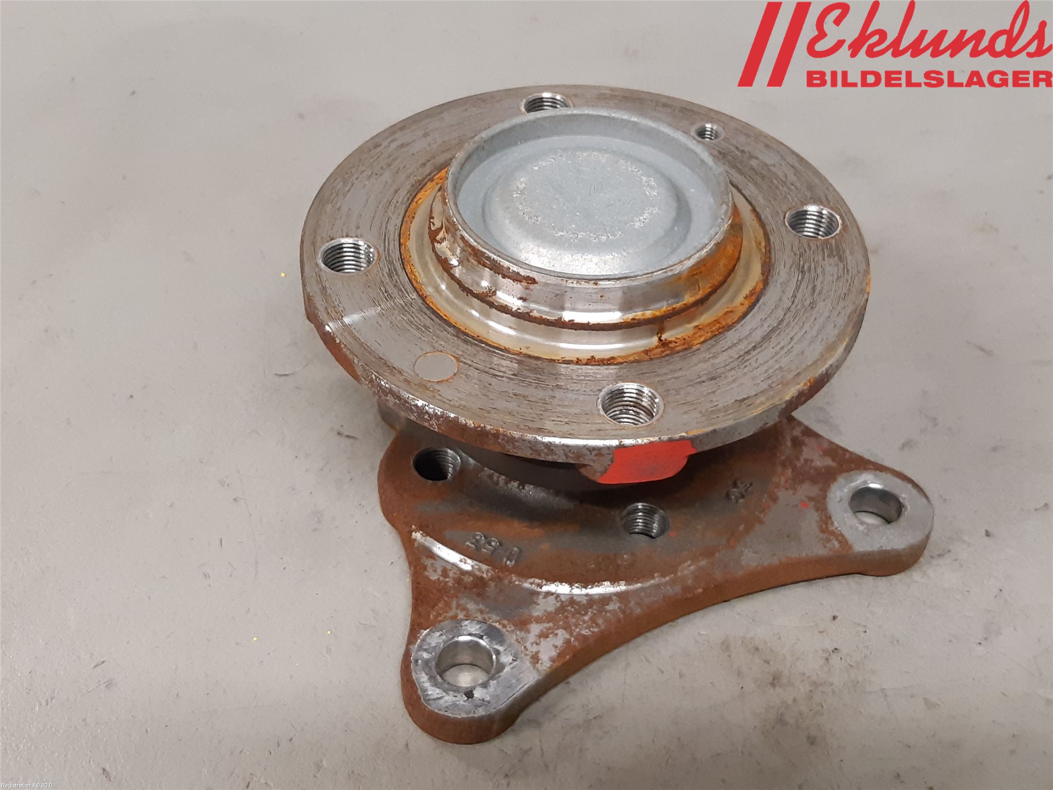 9822539980: Spindle - rear, Rear hub, Rear spring - coil