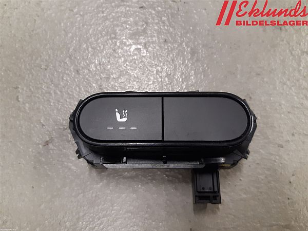 A-907-905-03-04 : Switch - seat heater and Handle - interior