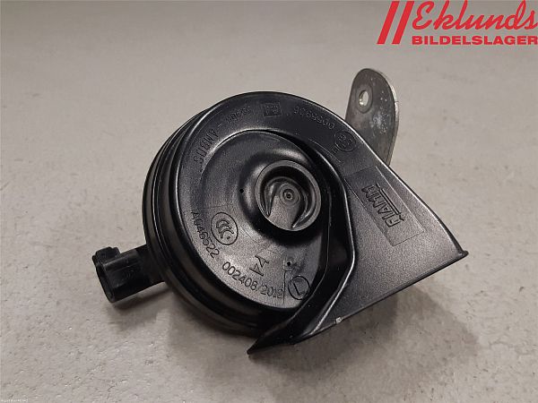 Horn VOLVO V40 Hatchback (525, 526)