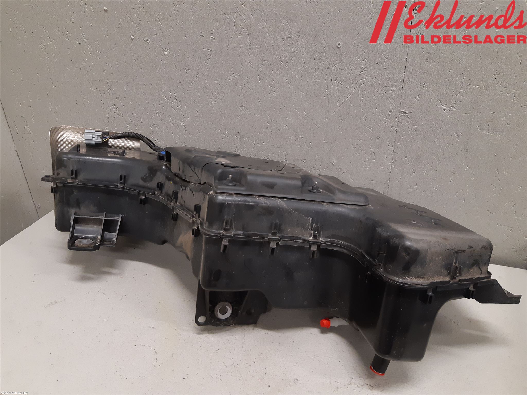 Ford TRANSIT CONNECT V408 Box Adblue container 2464789, KV615J228BG