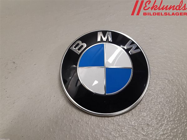 Badge BMW X1 (F48)