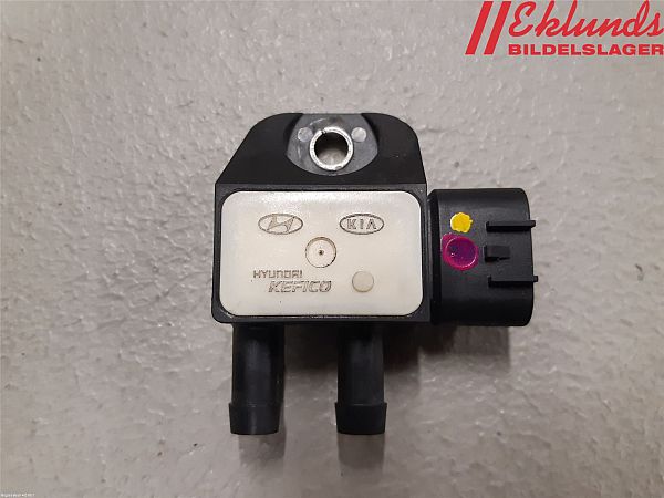 39251-2A600 : Sensor temperature / pressure - exhaust and