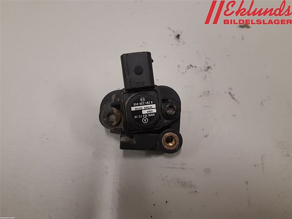 common rail (Injectie) / Verstuiver Brug MERCEDES-BENZ SPRINTER 3,5-t Platform/Chassis (907, 910)