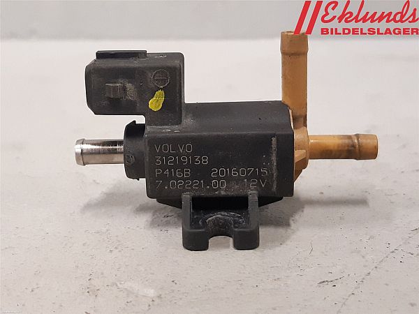 Zawory i czujniki ciśnienia VOLVO V60 I (155, 157)