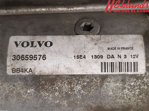 Starter VOLVO V70 III (135)