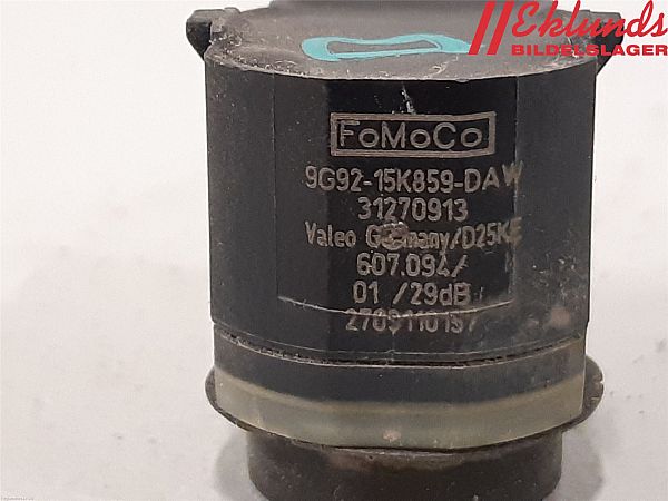 Parkeringssensor bag VOLVO XC70 II (136)