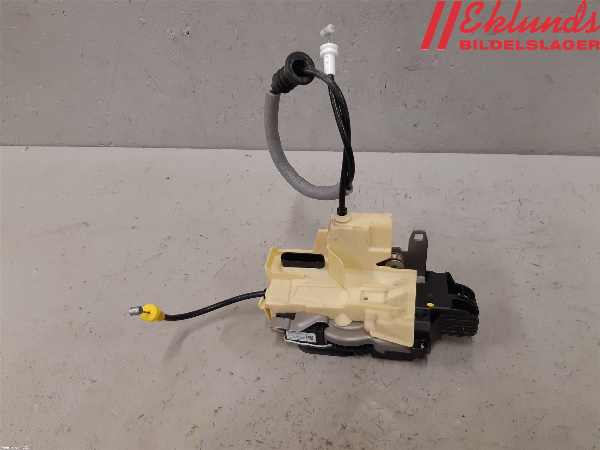 Volvo XC40 (536) Door lock 32131413, E44321100 - Autoparts24