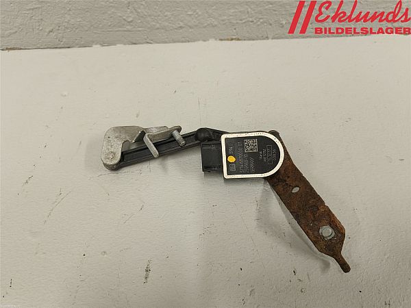 にゅん確認ページ 3714687000001 : Sensor, Headlight range adjustment - Autoparts24