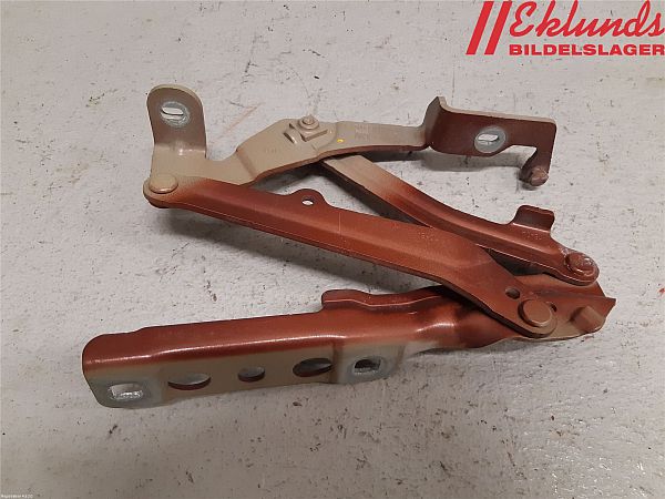 Bonnet hinge PEUGEOT 3008 II SUV (MC_, MR_, MJ_, M4_)
