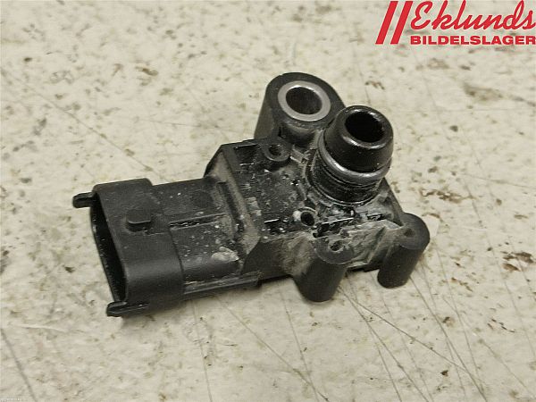 common rail (Injectie) / Verstuiver Brug OPEL MOKKA / MOKKA X (J13)