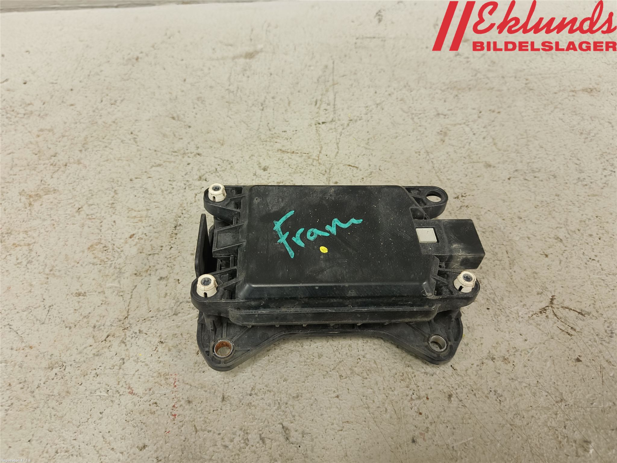 湿気 Peugeot 308 SW II (LC_, LJ_, LR_, LX_, L4_) sensor radar