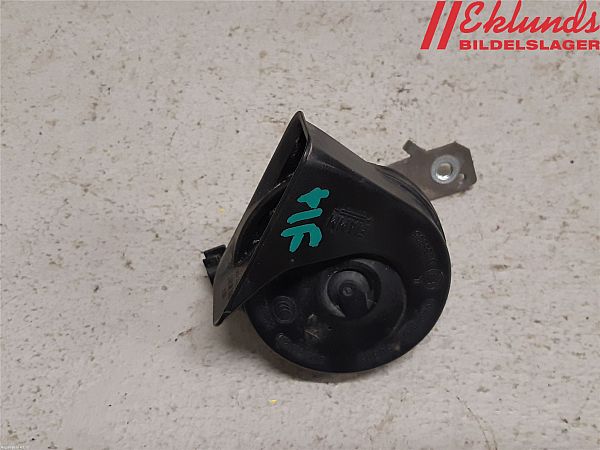 Horn VOLVO V70 III (135)