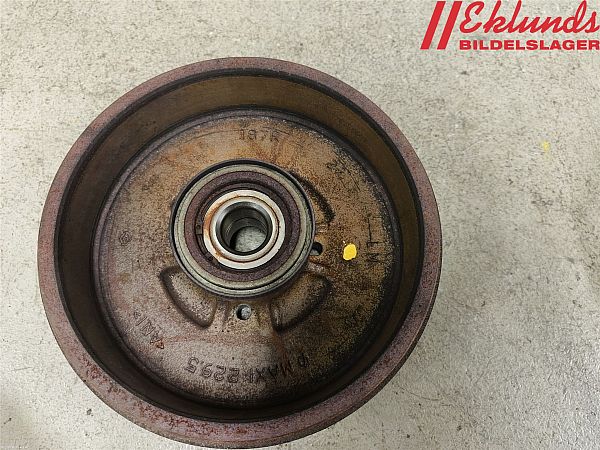 Brake drum RENAULT CAPTUR I (J5_, H5_)