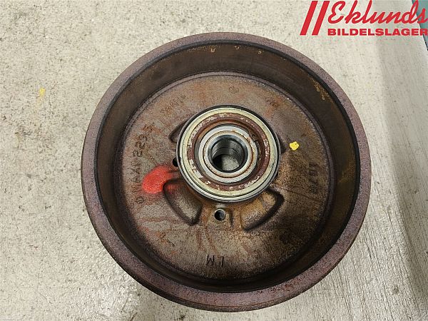 Brake drum RENAULT CAPTUR I (J5_, H5_)