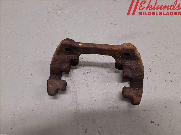 Brake caliper carrier