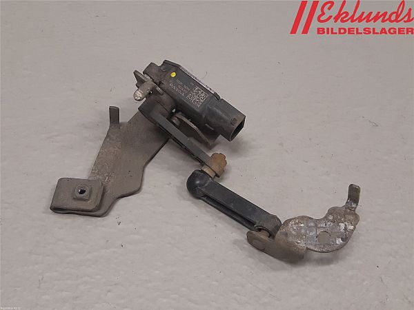 Air suspension height sensor