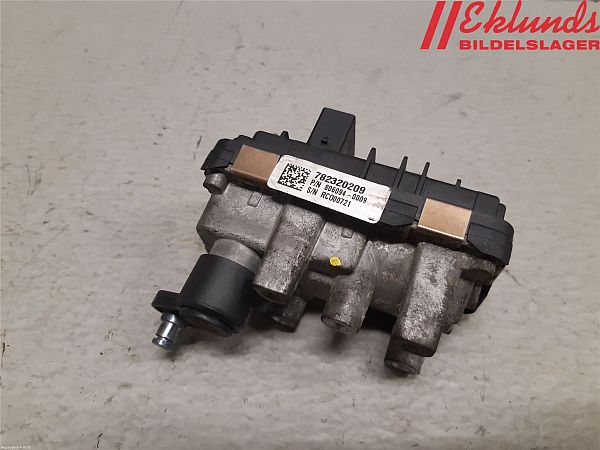 Turbocharger control actuator