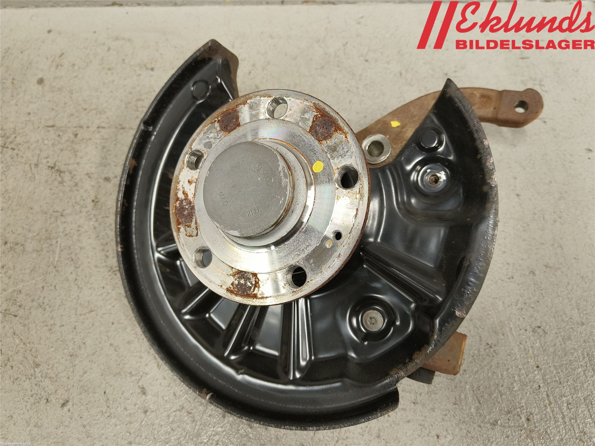 5WA-505-436-F: Spindle - rear, Spindle - front, Rear axle assembly