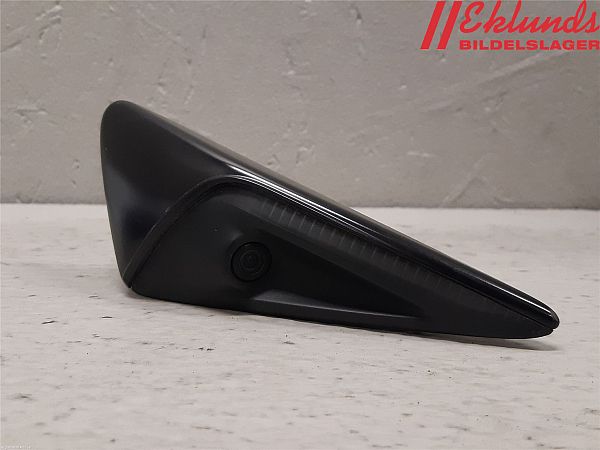 Side fender camera