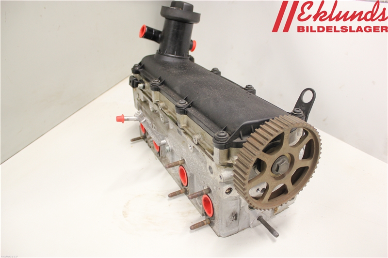 Cylinder head VW NEW BEETLE Convertible (1Y7)