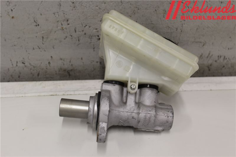 Brake - Master cylinder MINI MINI CLUBMAN (R55)