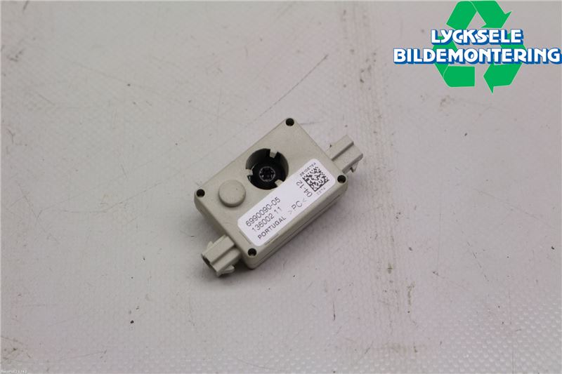 Antennenverstärker ALPINA B6 Coupe (F13)