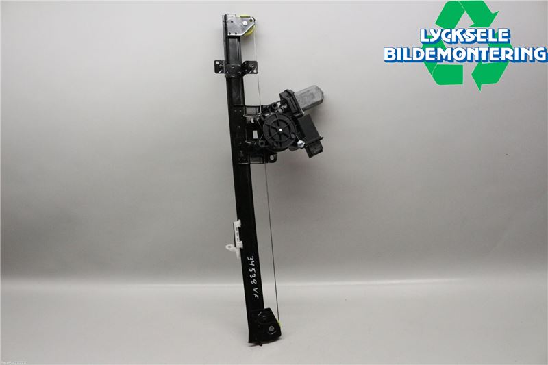 1682180480 : Fensterhebermotor und Fensterheber - Autoparts24