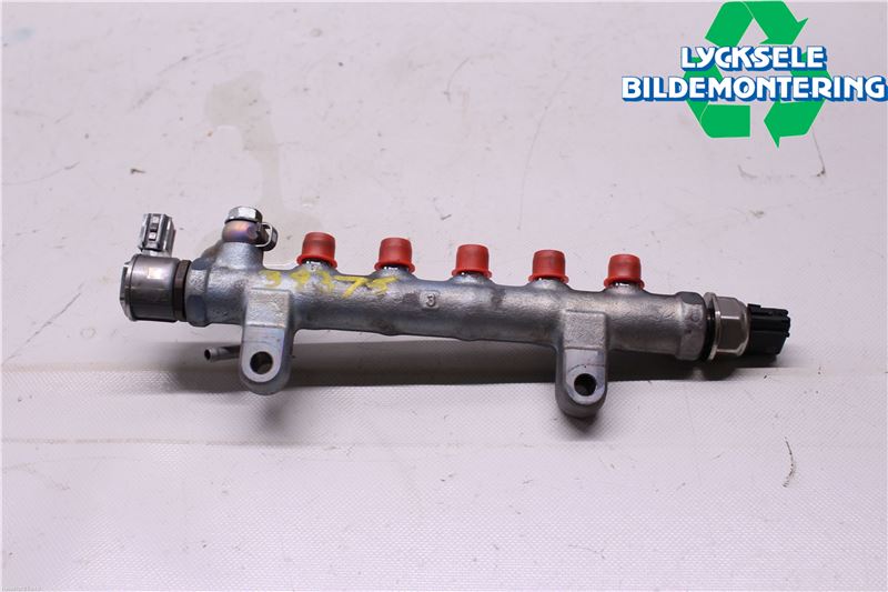 High-pressure rail / injection nozzle pipe SUBARU FORESTER (SJ_)