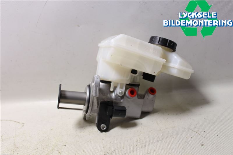 5Q1-614-019-R-REP : Bremse hovedcylinder - Autoparts24
