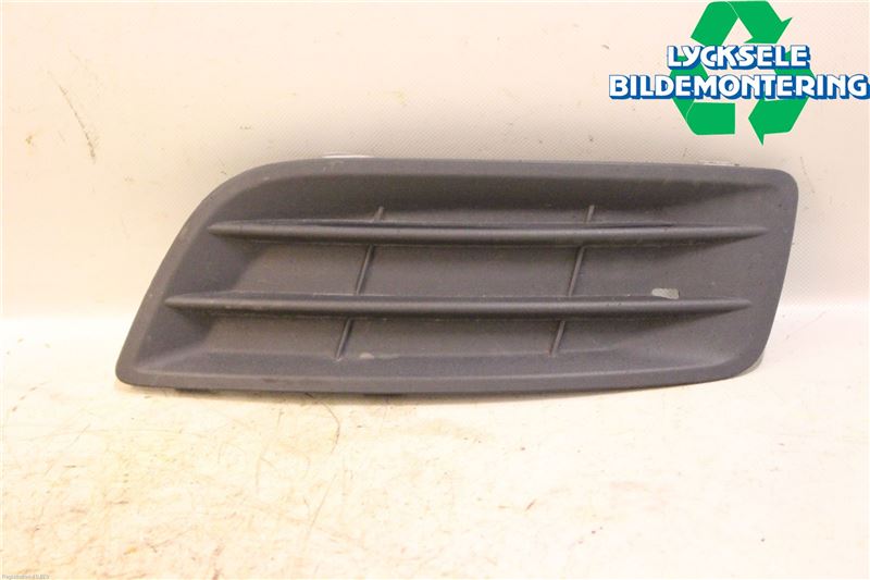 Grill VOLVO V50 (545)