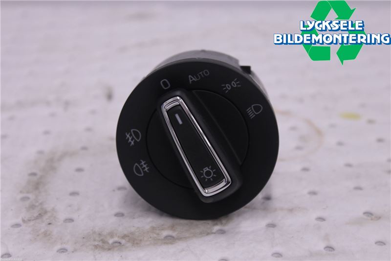 Lyskontakt SKODA SUPERB III Estate (3V5)