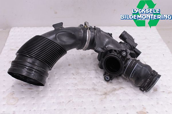 Intercooler hose AUDI A4 Avant (8W5, 8WD, B9)
